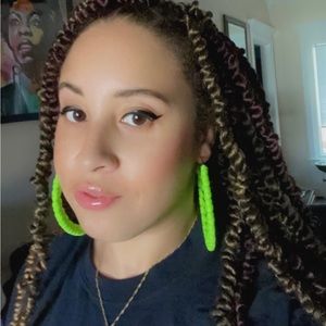 Meet your Posher, Kim